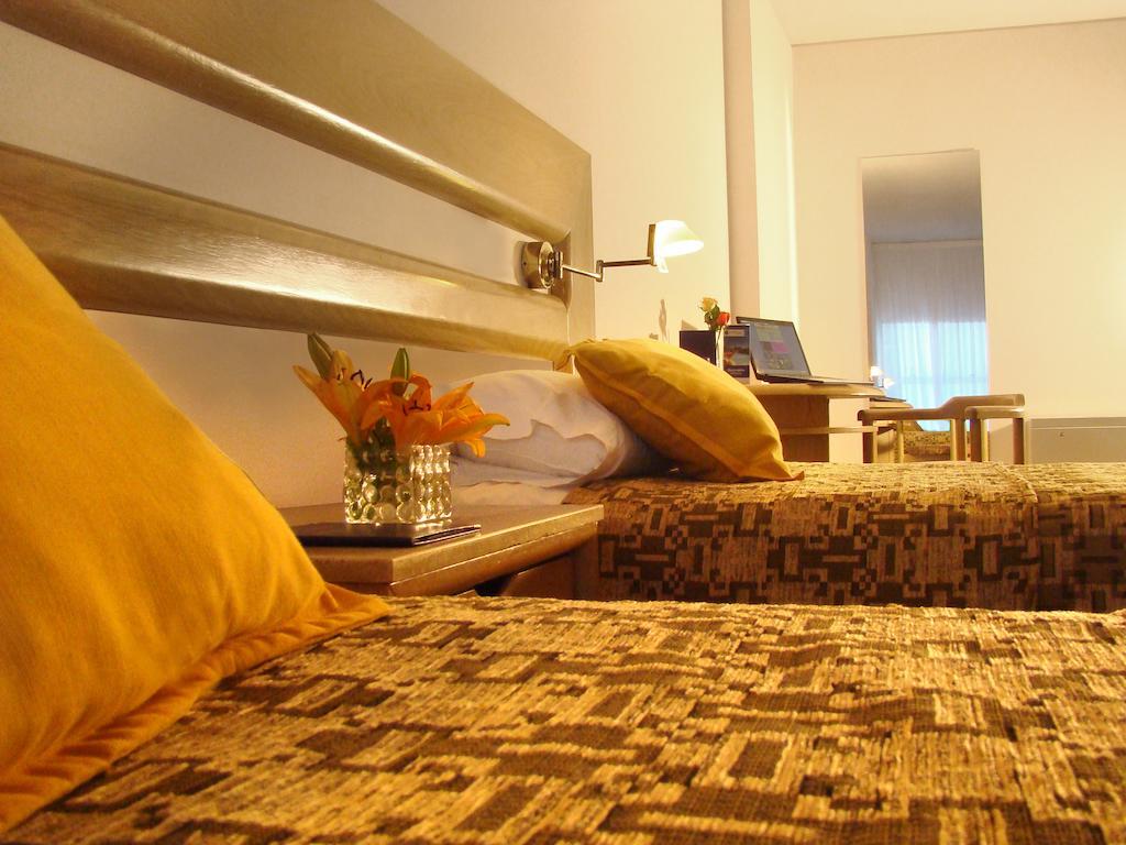 Interplaza Hotel Córdoba Exterior photo